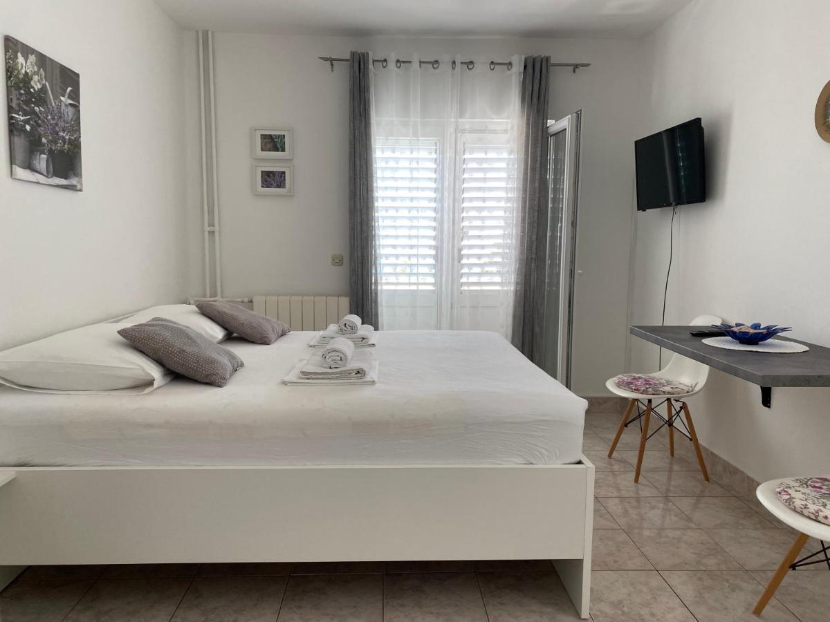 Apartmán Emanuela 1 Novalja Exteriér fotografie