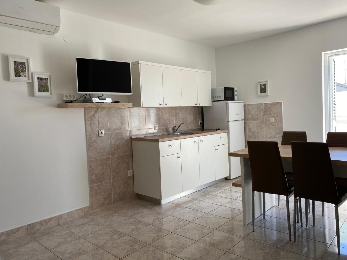 Apartmán Emanuela 1 Novalja Exteriér fotografie